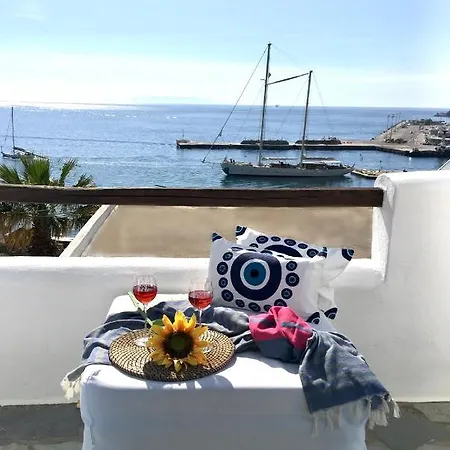 アパート Megas トゥルロス